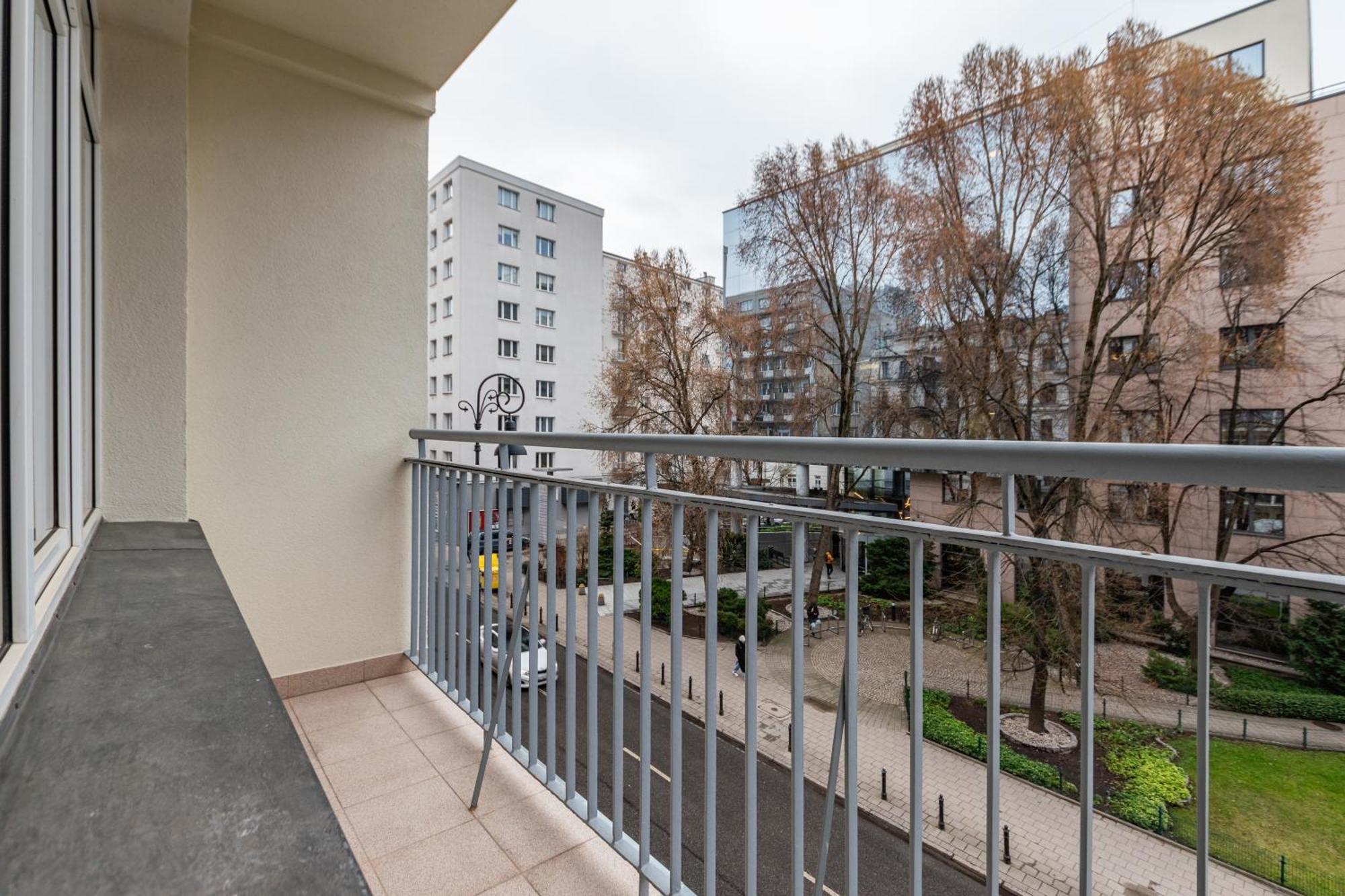 Apartament Wspolna By Your Freedom Varşovia Exterior foto